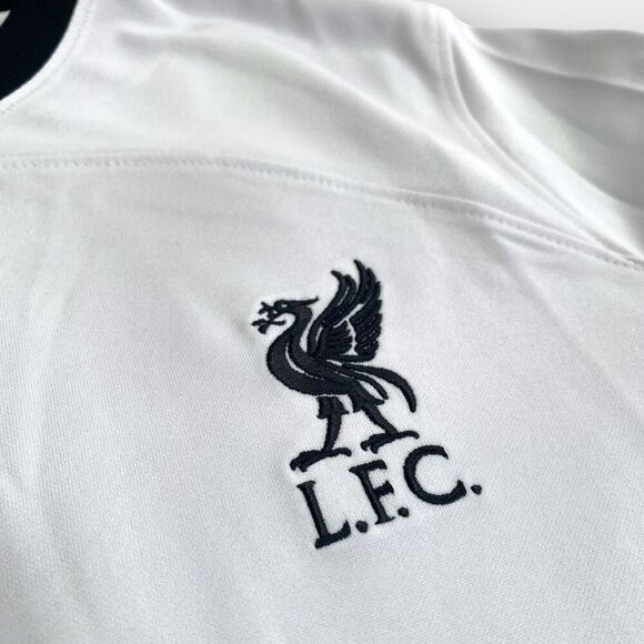 Nike Liverpool FC 23/24 Away Jersey Green/White DX2732-101 Womens size M New NWT - Picture 4 of 12